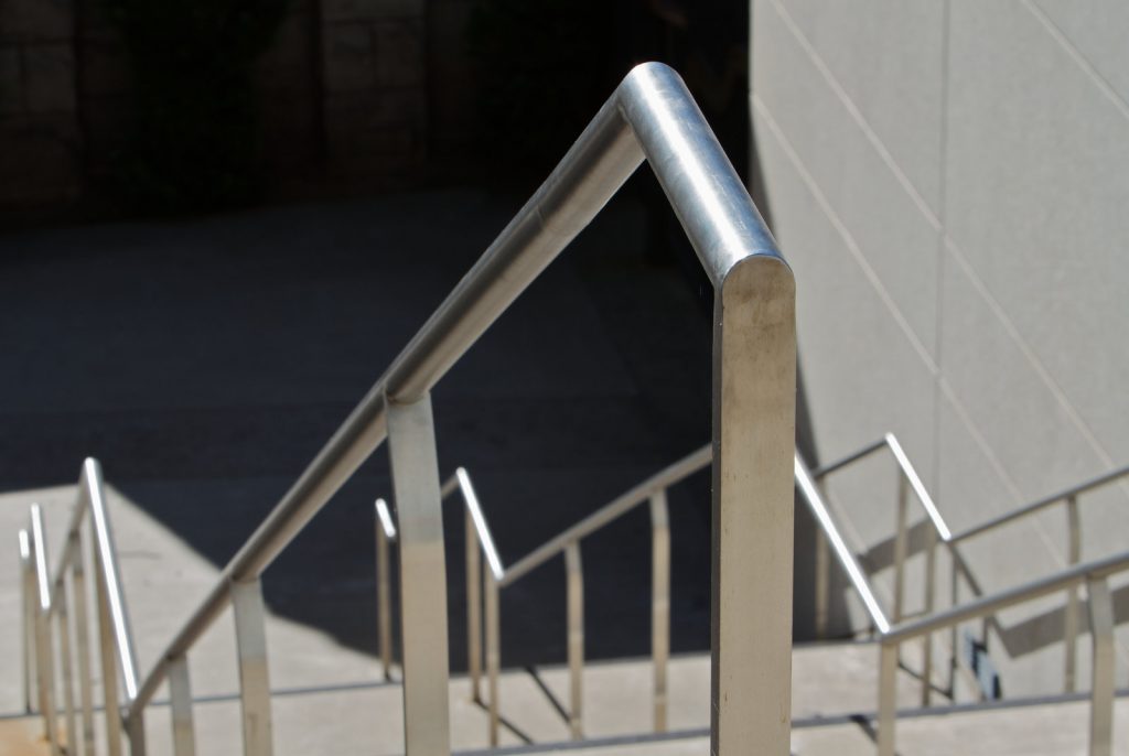 an aluminum metal railings